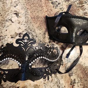 Couples Masquerade Masks in Black